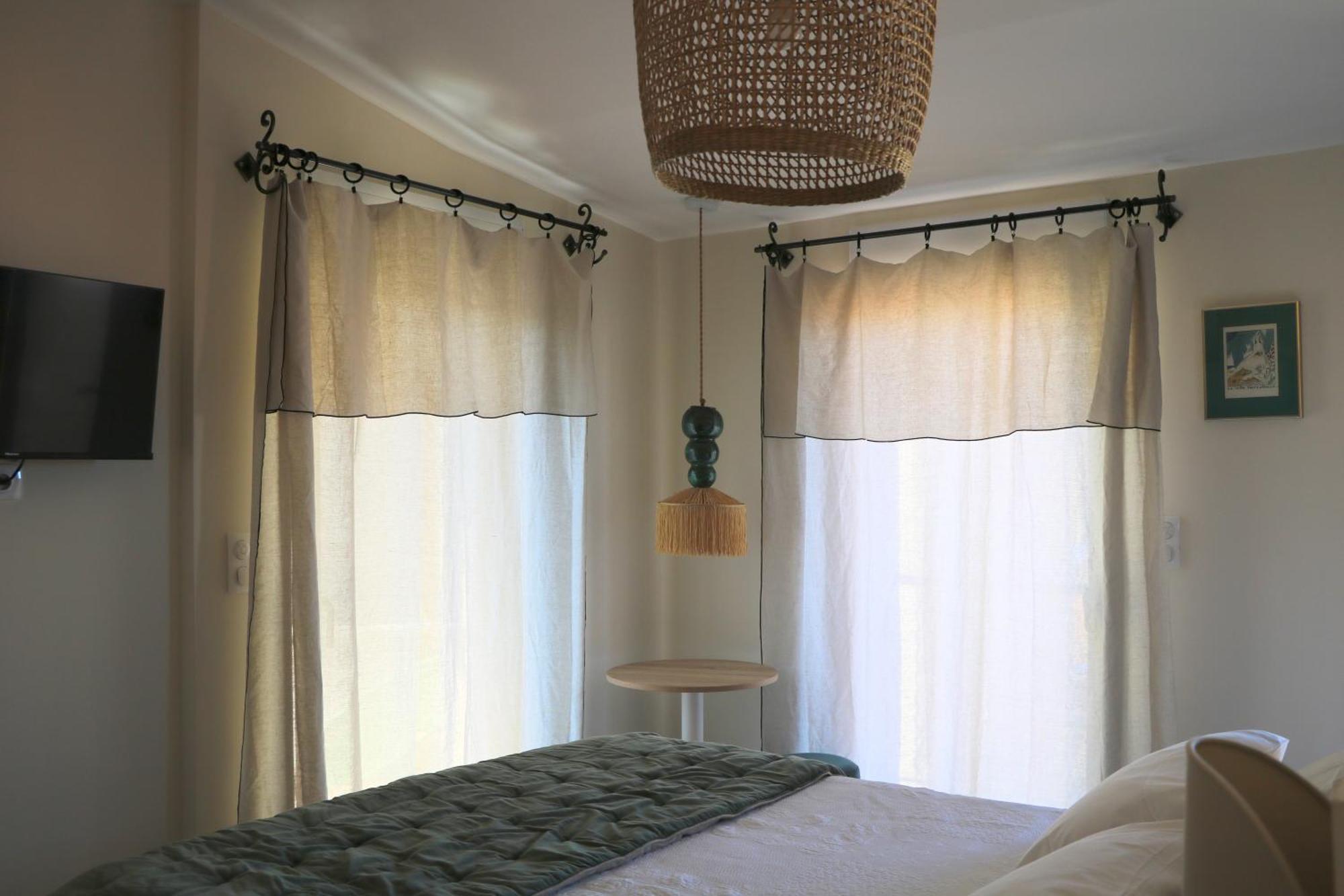 A Pasturella Hotel Monticello Luaran gambar